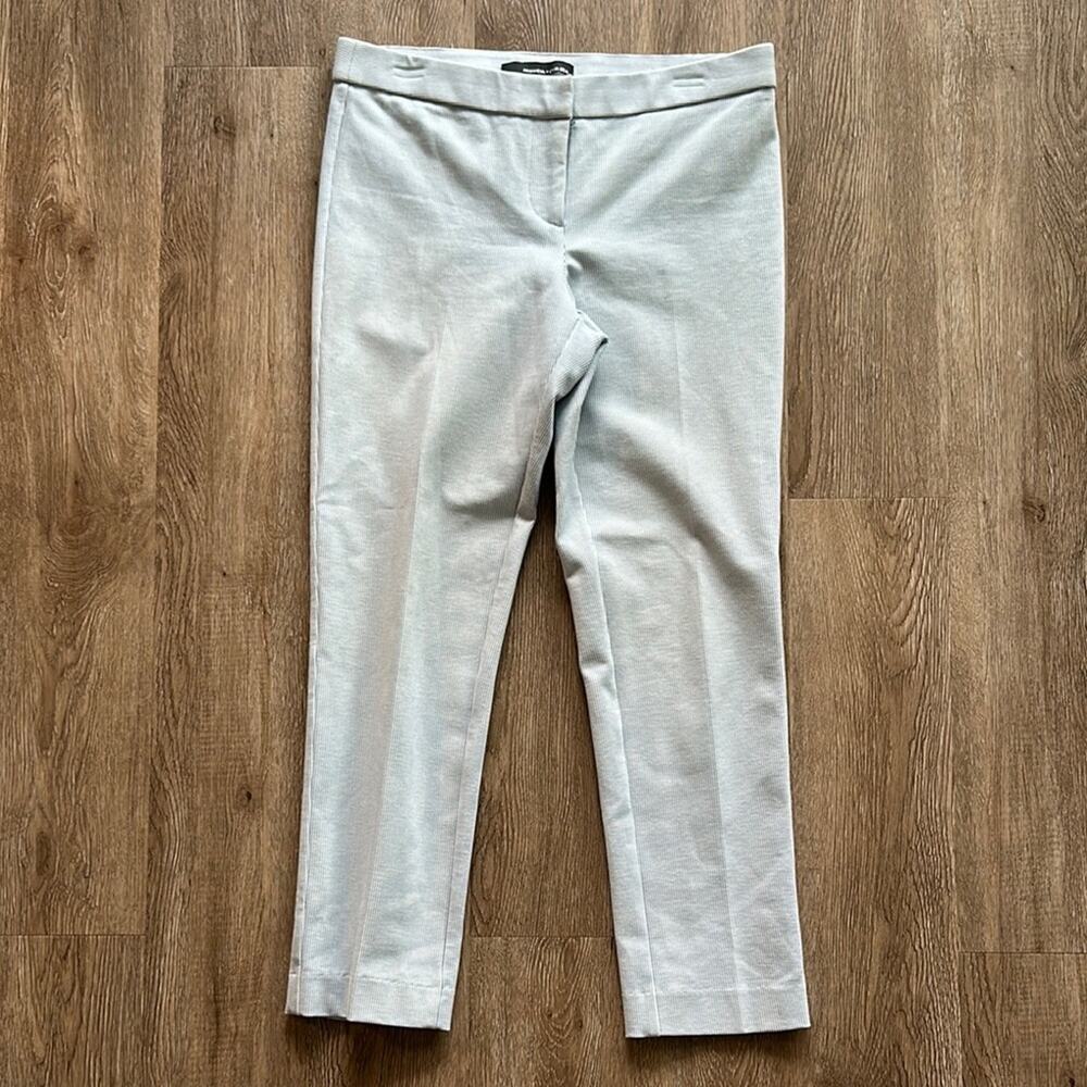 Amanda & Chelsea Straight Ankle Pants White & Blue Striped 6 Business Casual